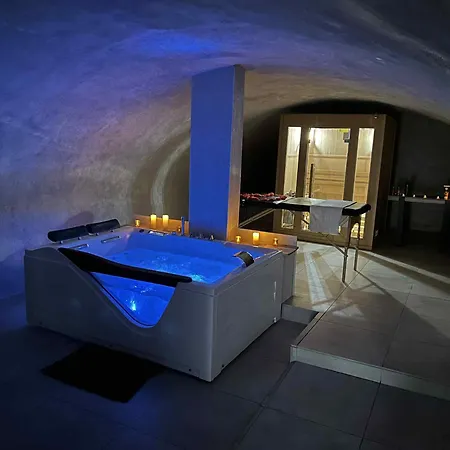 Апартаменты Glamour Avec Espace Balneo Prive Dallet