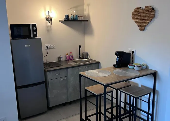 Glamour Avec Espace Balneo Prive شقة Dallet